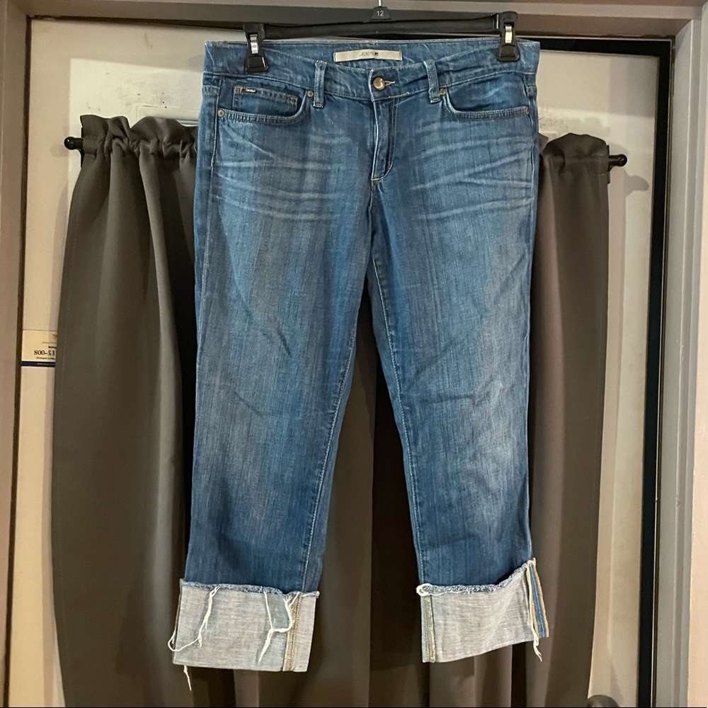 EUC! Cute wide cuff cropped Joe’s jeans 30